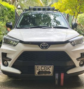 Toyota Raize Roof Top 2020