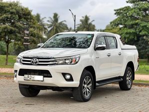 Toyota Hilux Full Option 4 X4 2018