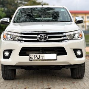 Toyota Hilux Full Option 4 X4 2018 - Image 3