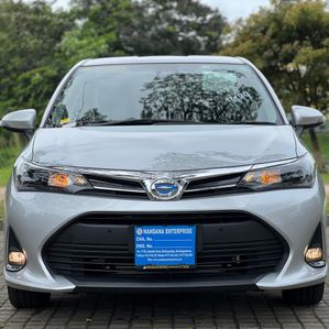 Toyota Axio G Grade Hybrid 2023 - Image 3