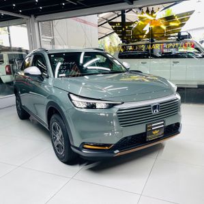 Honda Vezel X HUNT HYBRID 2024 - Image 3