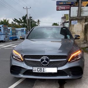 Mercedes Benz C200 AMG Premium Plus 2019 - Image 2