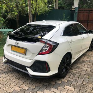 Honda Civic 2018 - Image 3