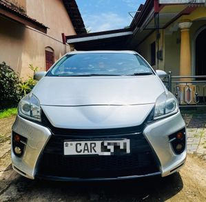 Toyota Prius G Sports 2013