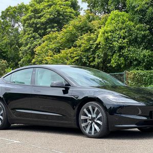 Tesla Model 3 Facelift 2024 - Image 2
