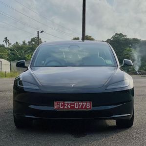 Tesla Model 3 Facelift 2024 - Image 3