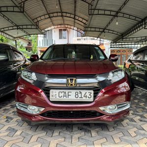 Honda Vezel ORANGE PACK Z GRADE 2015 - Image 2