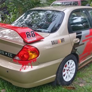 Kia Spectra 2001 - Image 2