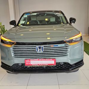 Honda Vezel Z play Hybrid 2024 - Image 2
