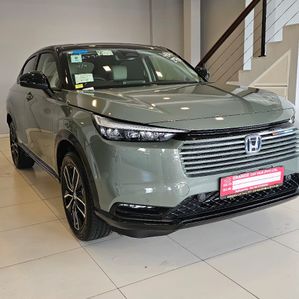 Honda Vezel Z play Hybrid 2024 - Image 3