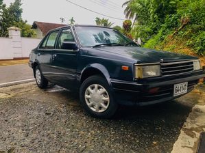 Nissan Sunny B11 1985