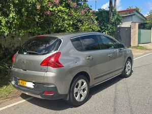 Peugeot 3008 2012