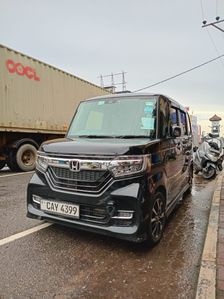 Honda N-Box 2017