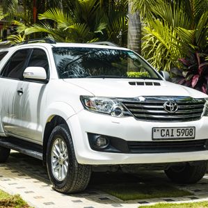 Toyota Fortuner 2015 - Image 3