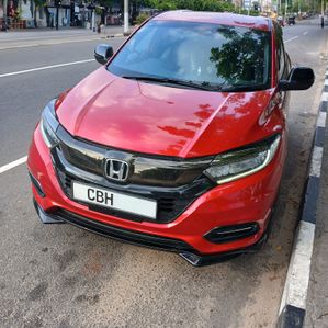 Honda Vezel RS Sensing LED Ver 2019 - Image 2