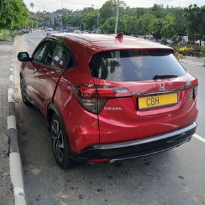 Honda Vezel RS Sensing LED Ver 2019 - Image 3