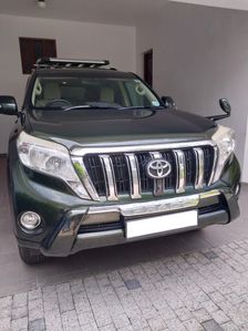 Toyota Land Cruiser Prado 150 TX 2014 for sale in Colombo, Colombo