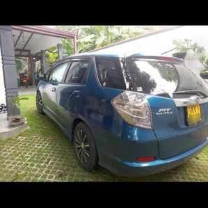 Honda Fit Shuttle 2011 - Image 3
