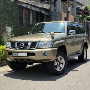 Nissan Patrol 4200CC MANUAL 2014 - Image 2
