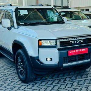 Toyota Land Cruiser Prado VX LC 250 7 Seat B/N 2024 - Image 2