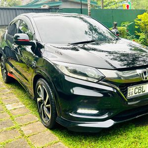 Honda Vezel RS Sensing 2017 - Image 2