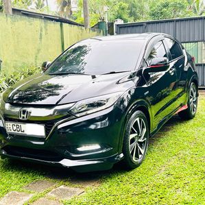 Honda Vezel RS Sensing 2017 - Image 3