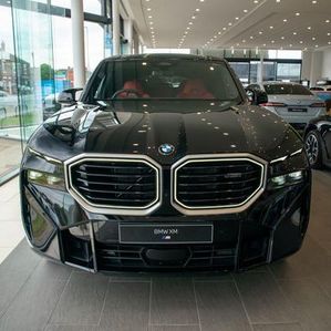 BMW XM 2025 - Image 2