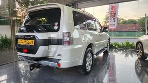 Mitsubishi Montero GLS 2015
