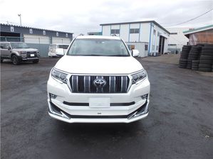 Toyota Land Cruiser Prado TRJ150 2023