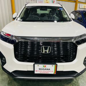 Honda WR-V Z+ Vezel 2024 - Image 3