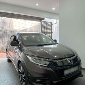 Honda Vezel RS Sensing 2018 - Image 3