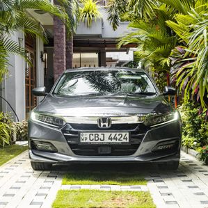 Honda Accord 2019 - Image 2