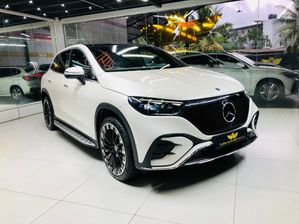 Mercedes Benz EQE 300 2024