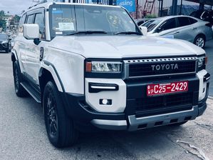 Toyota Land Cruiser Prado 250 2024