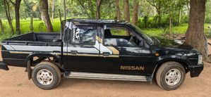 Nissan Dutsun 1983