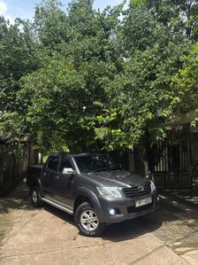 Toyota Hilux Champ 2014