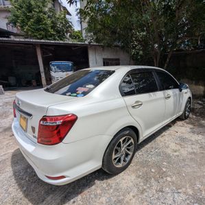 Toyota Axio G Grade 2015 - Image 3