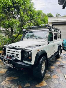 Land Rover Defender 110 TD5 1990