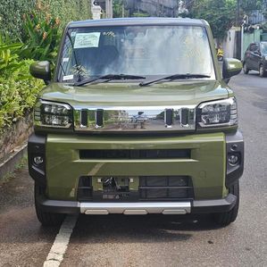 Daihatsu TAFT G Chrome Ventur 2024 - Image 3