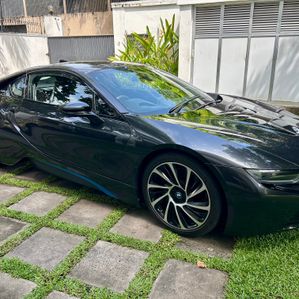 BMW i8 Coupe 2019 - Image 3