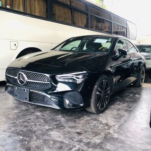Mercedes Benz CLA 180 2023 - Image 3
