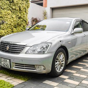 Toyota Crown 2004 - Image 3