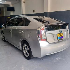 Toyota Prius 2014 - Image 3