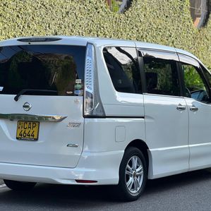 Nissan Serena Highway Star 2013 - Image 3
