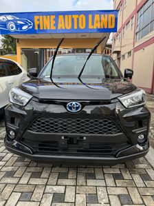 Toyota Raize Hybrid 2025