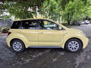 Toyota IST UA-NCP60 2003