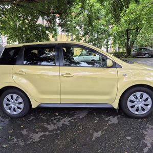 Toyota IST UA-NCP60 2003 - Image 2
