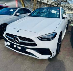 Mercedes Benz C200 AMG Premium Plus 2025