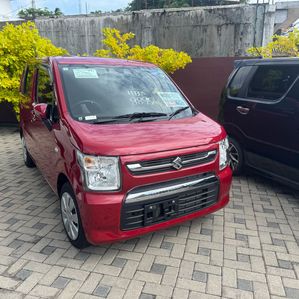 Suzuki Wagon R FX Safety 2024 - Image 2