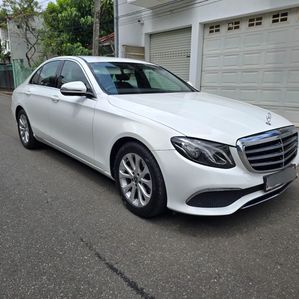Mercedes Benz E200 Pure Petrol 2017 - Image 3